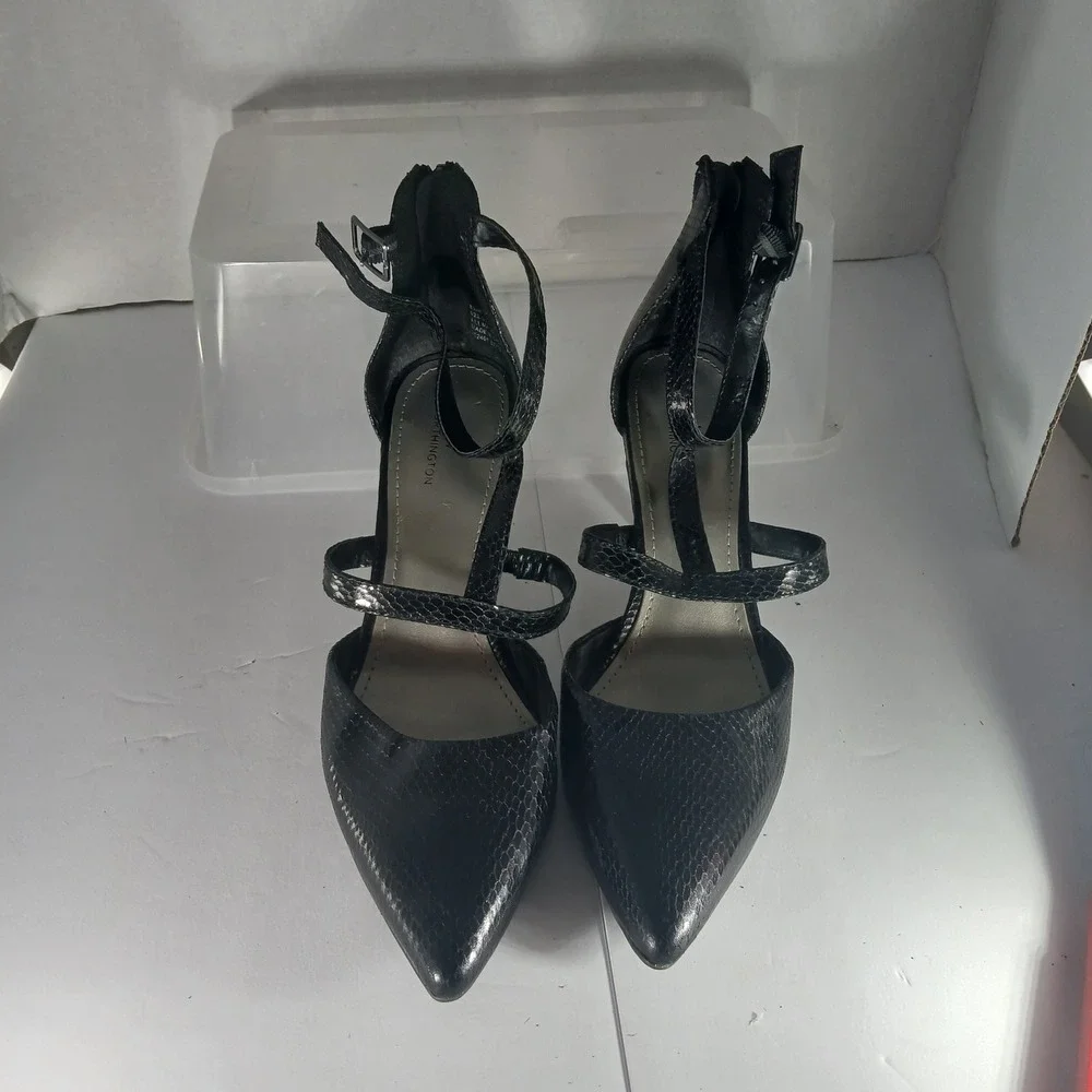 Worthington Pointed Toe Pumps 8.5 Black Snakeskin Strappy Stiletto X881